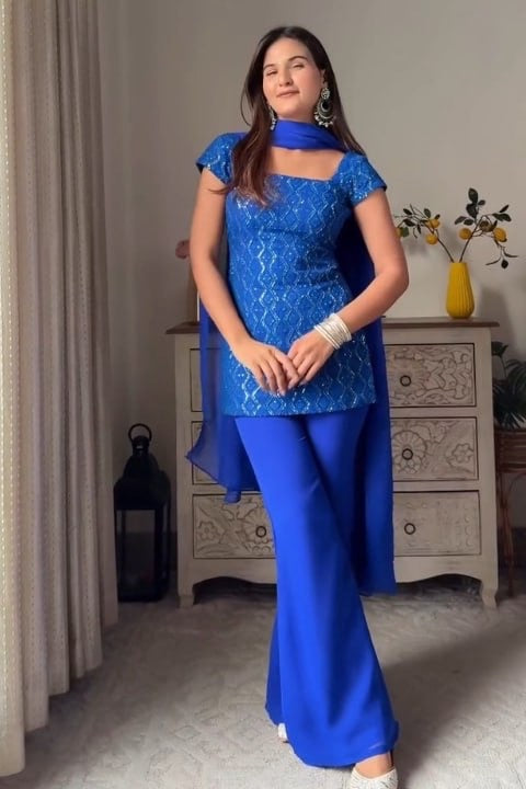 90’S STYLE ICONIC KURTA WITH BELL BOTTOM PLAZZO SET