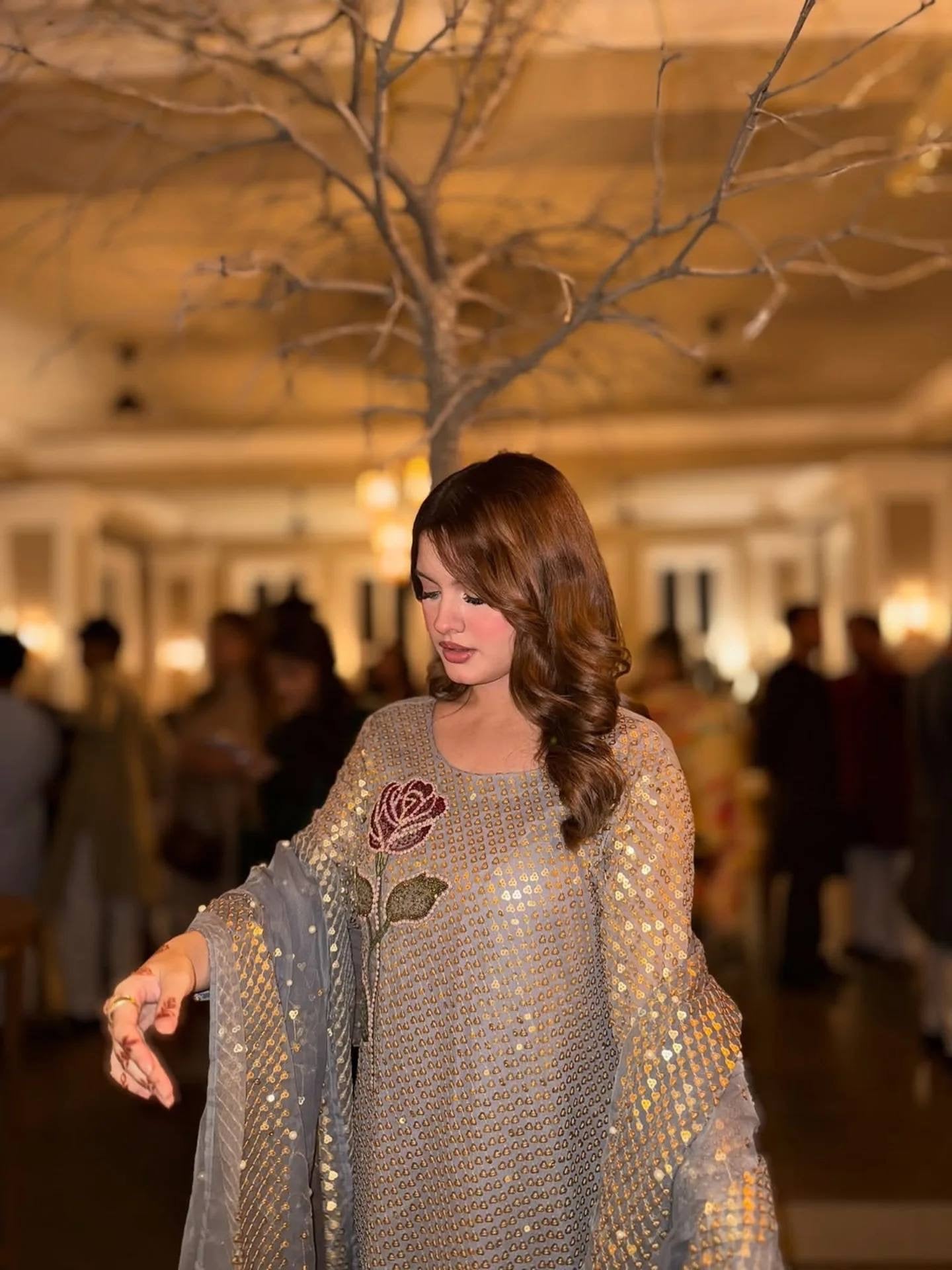 TWIL SEQUINS, FAUX GEORGETTE FABRIC✨KURTI, DUPATTA & PENT ✨
