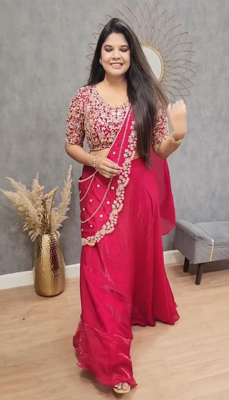New Launching Embroidery Work Lehenga Choli😍