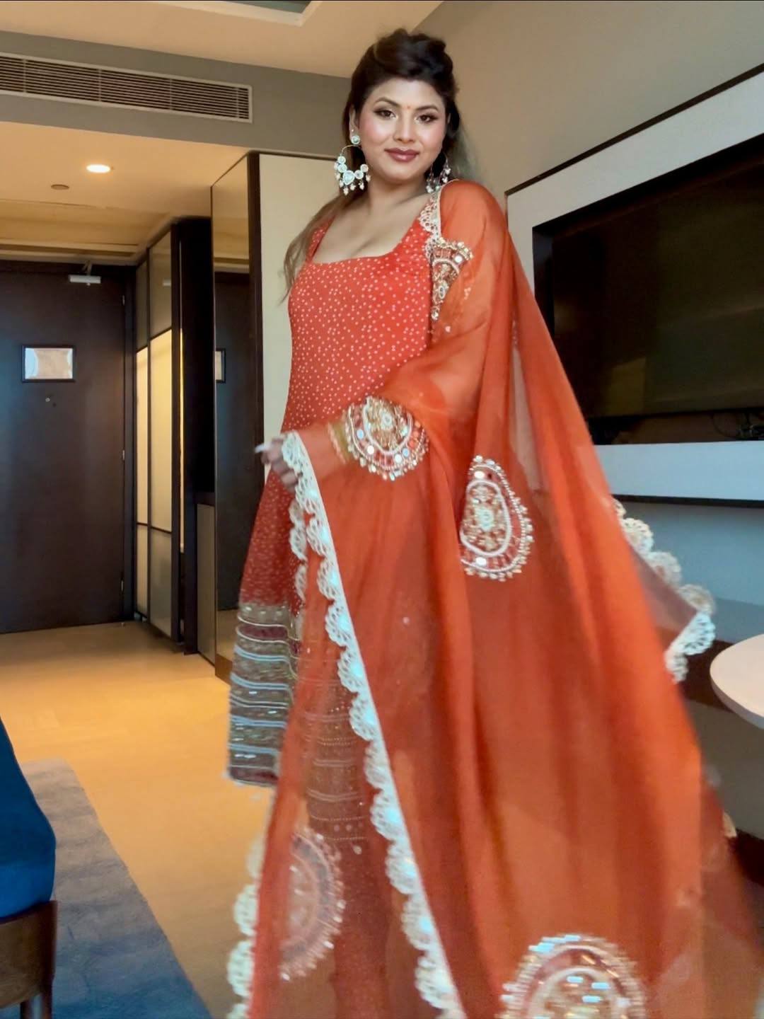 3 PIECES KURTI, CHUDIDAR & DUPATTA
