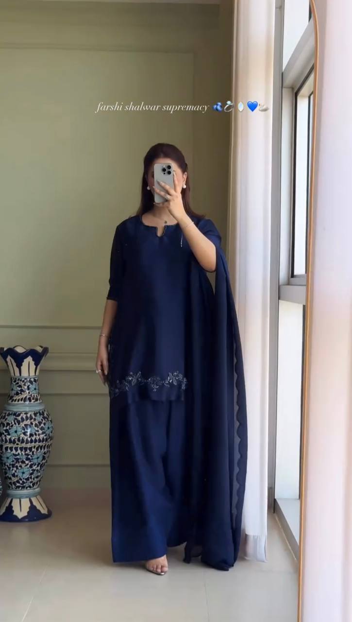 New Heavy Natural Crepe Silk Farshi Set with Beads Hand Work and Organza Dupatta