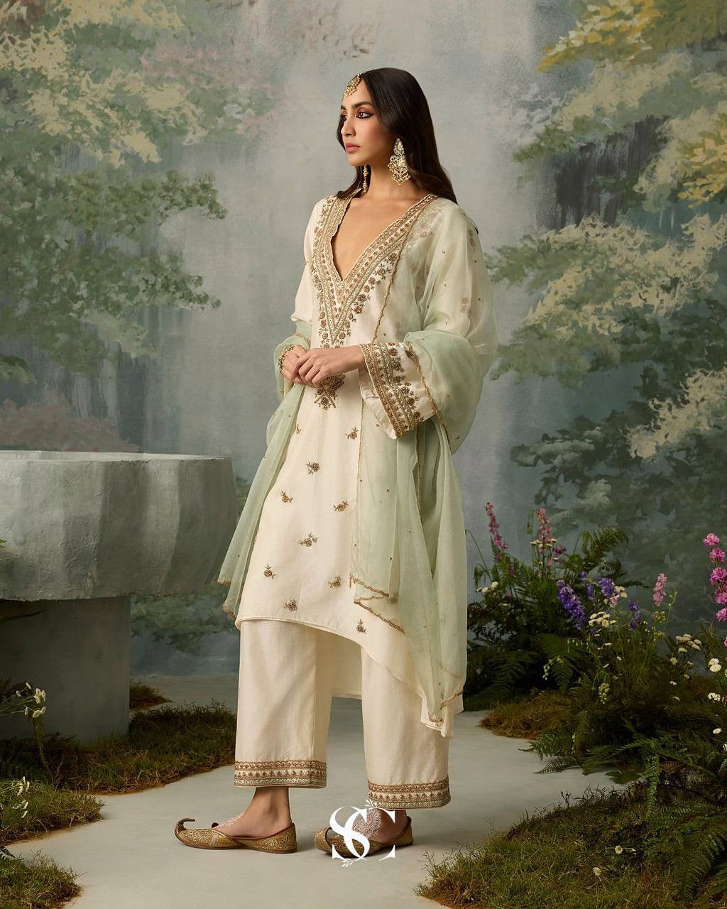 EID 🌙 EXCLUSIVE 3 PIECE PLAZZO PAIR WITH   DUPATTA