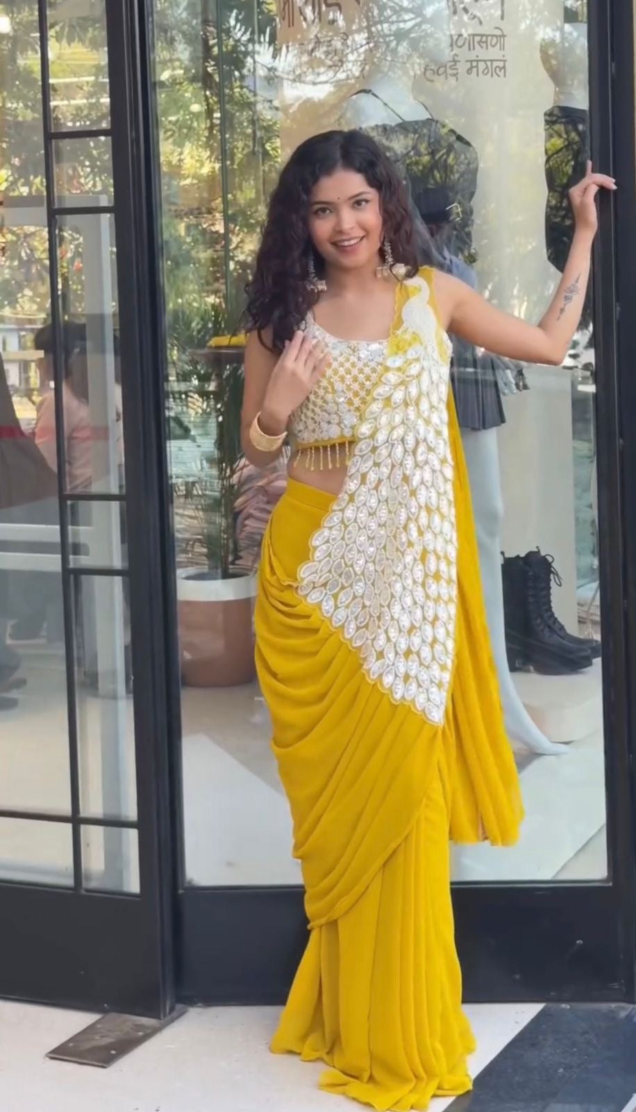 NEW SUPERHIT TRENDING READY TO WEAR SAREE WITH FULLY EMBROIDERED STYLIST BOLUES