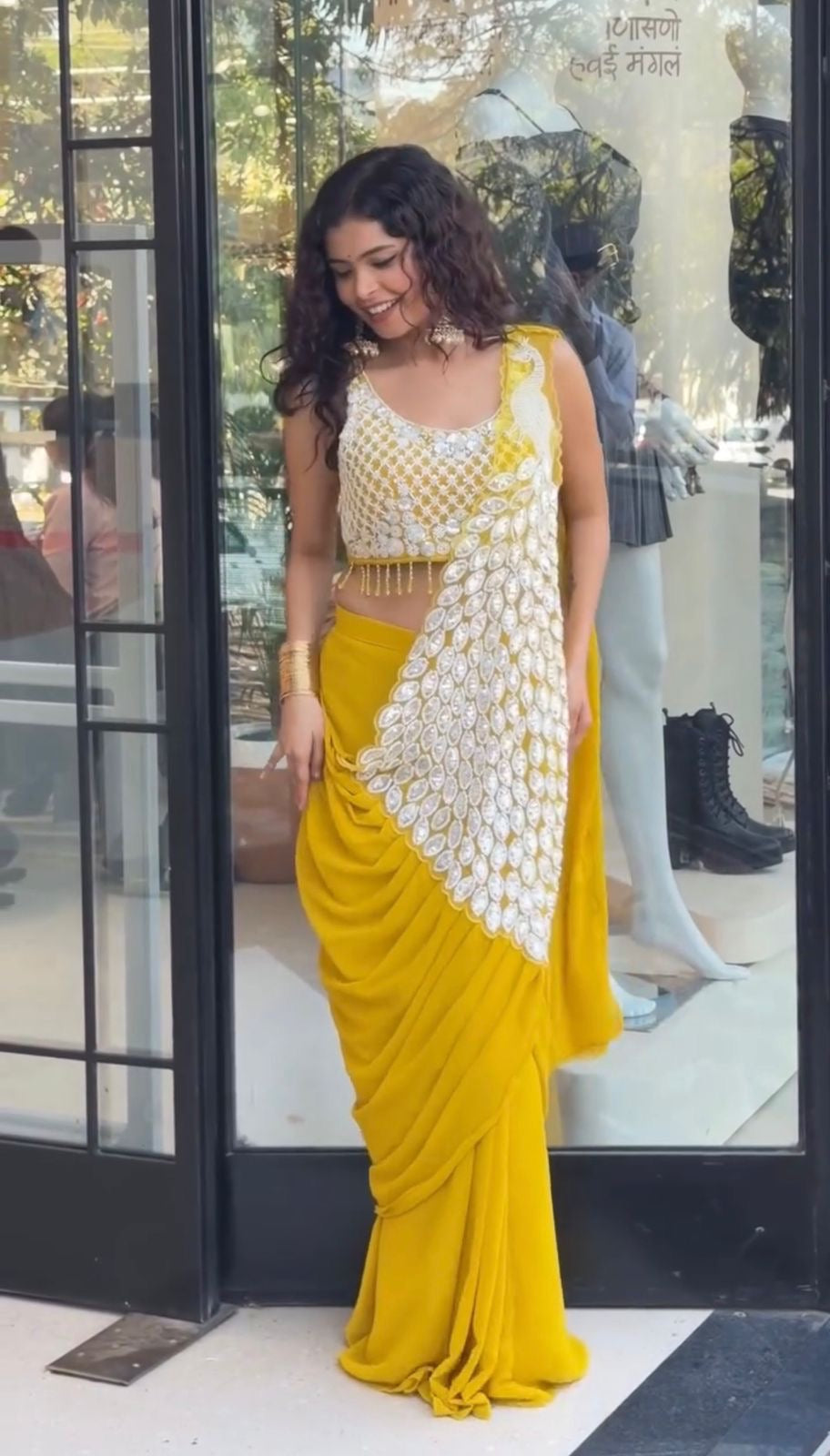 NEW SUPERHIT TRENDING READY TO WEAR SAREE WITH FULLY EMBROIDERED STYLIST BOLUES