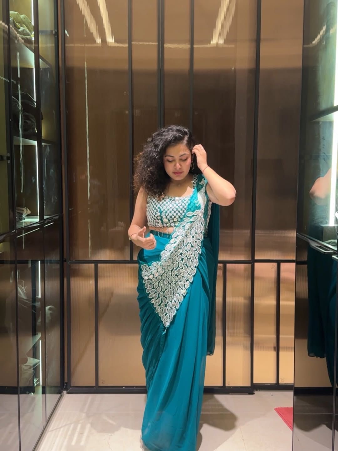 NEW SUPERHIT TRENDING READY TO WEAR SAREE WITH FULLY EMBROIDERED STYLIST BOLUES