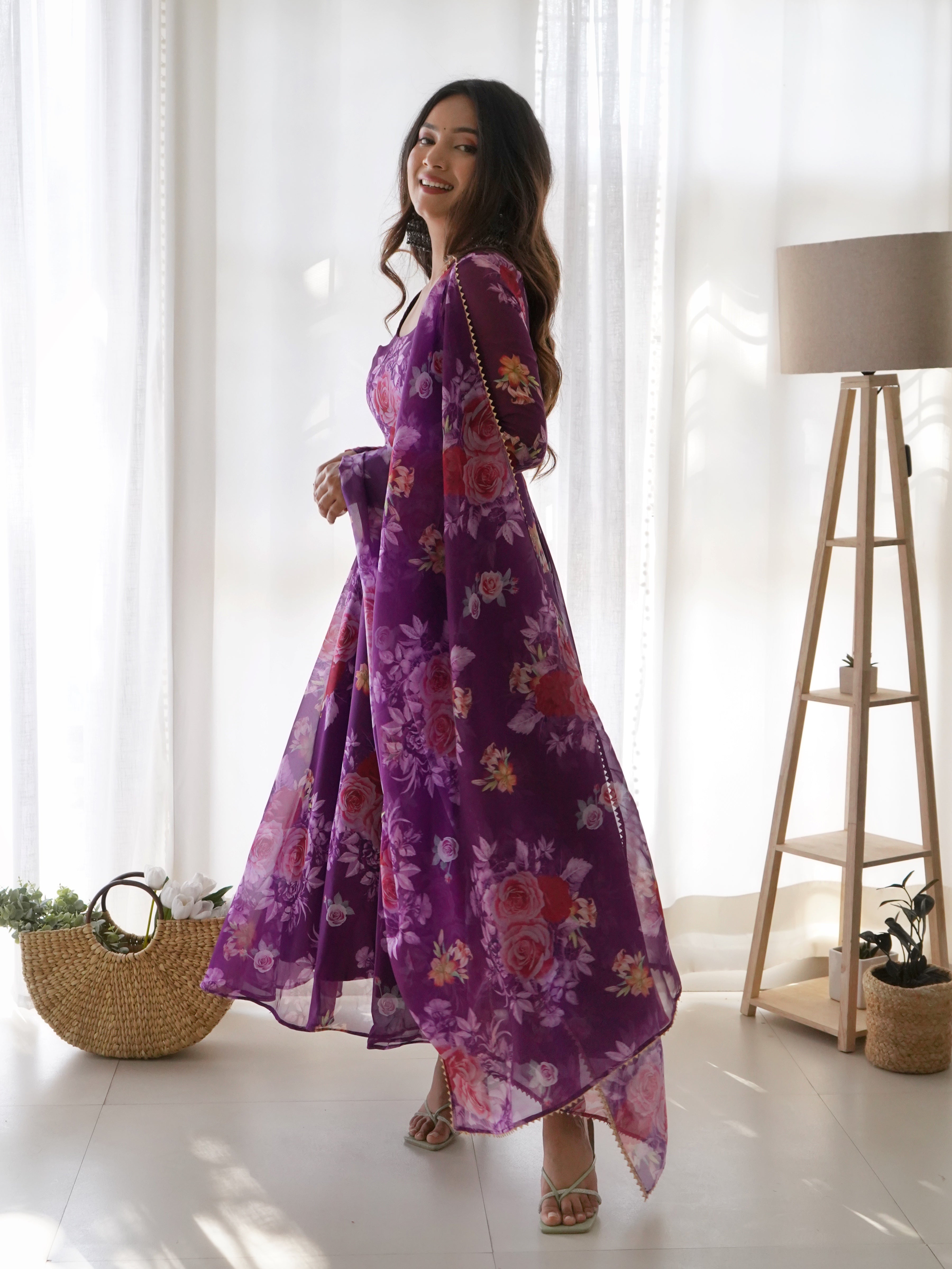 GRACEFUL CASCADE DUPTTA SET