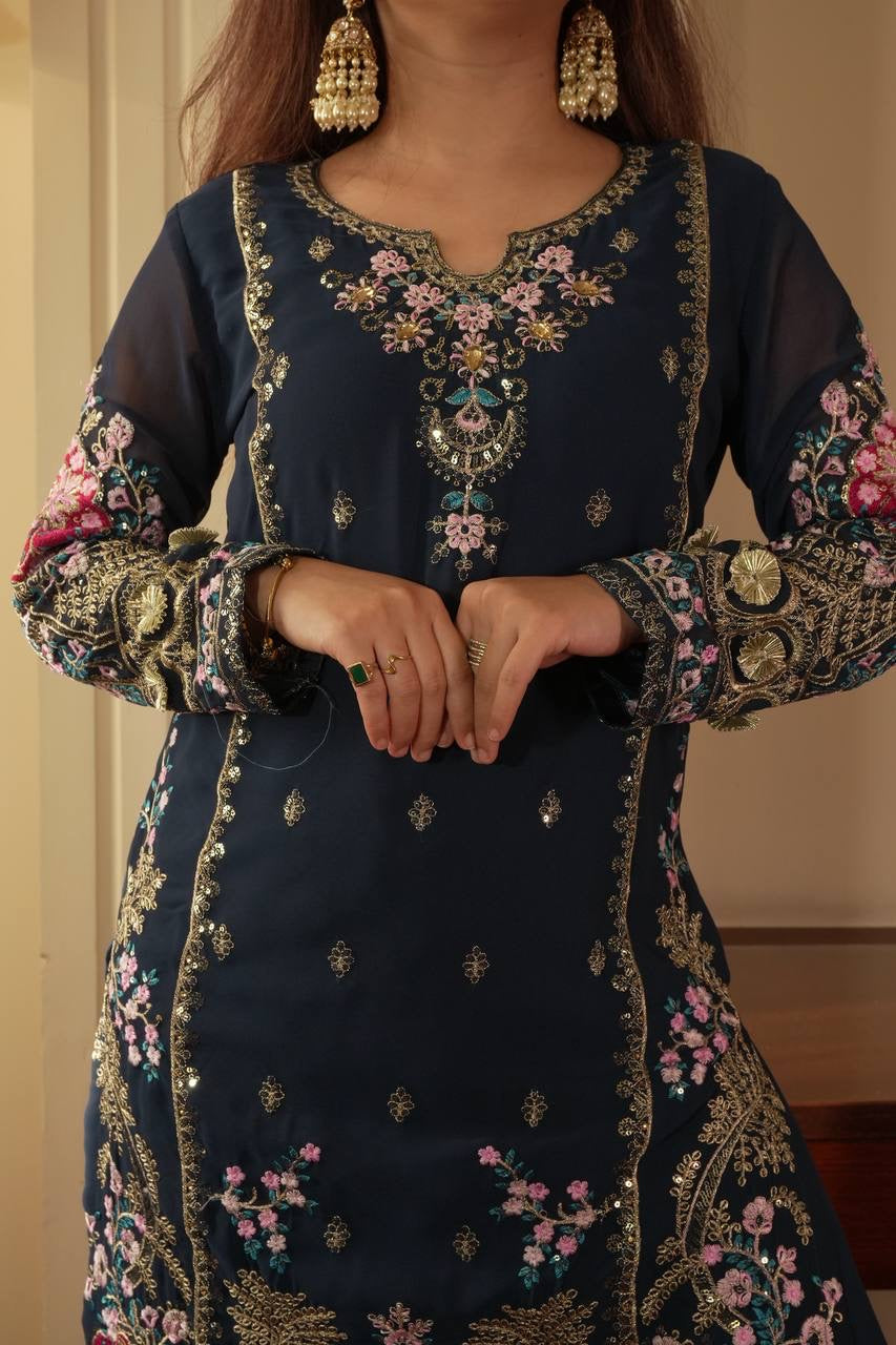 MODELING OF GOWN PANT PAIR FROM LOOMEERA