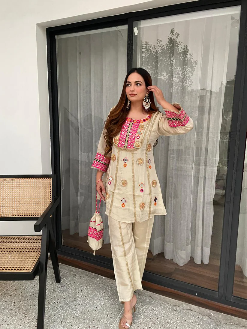 Premium Tissue Silk Gotta Coord With Potli