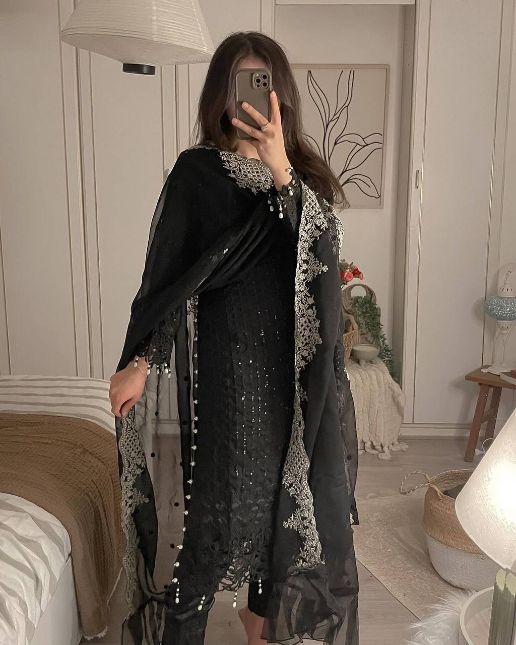 Launching New Designer Partywear Kurti Set with Fancy Dupatta & Heavy Embroidery