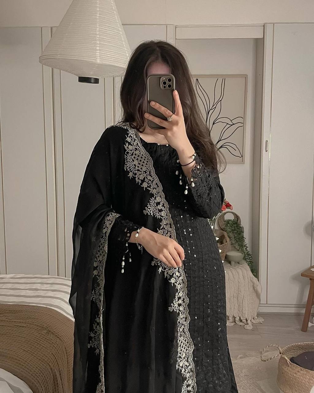Launching New Designer Partywear Kurti Set with Fancy Dupatta & Heavy Embroidery