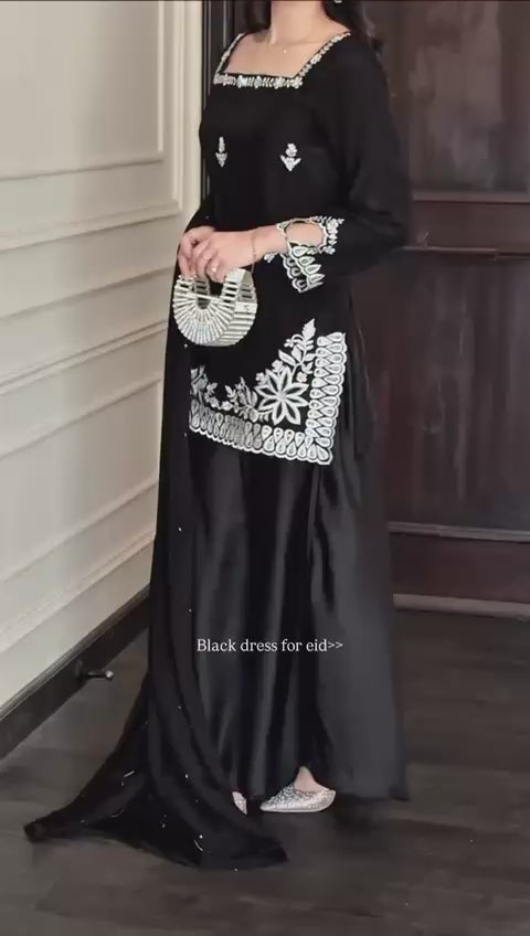 EID SPECIAL DESIGNER WEAR EMBROIDERED TOP -FARSI SALWAAR AND DUPATTA IN CREP❤️